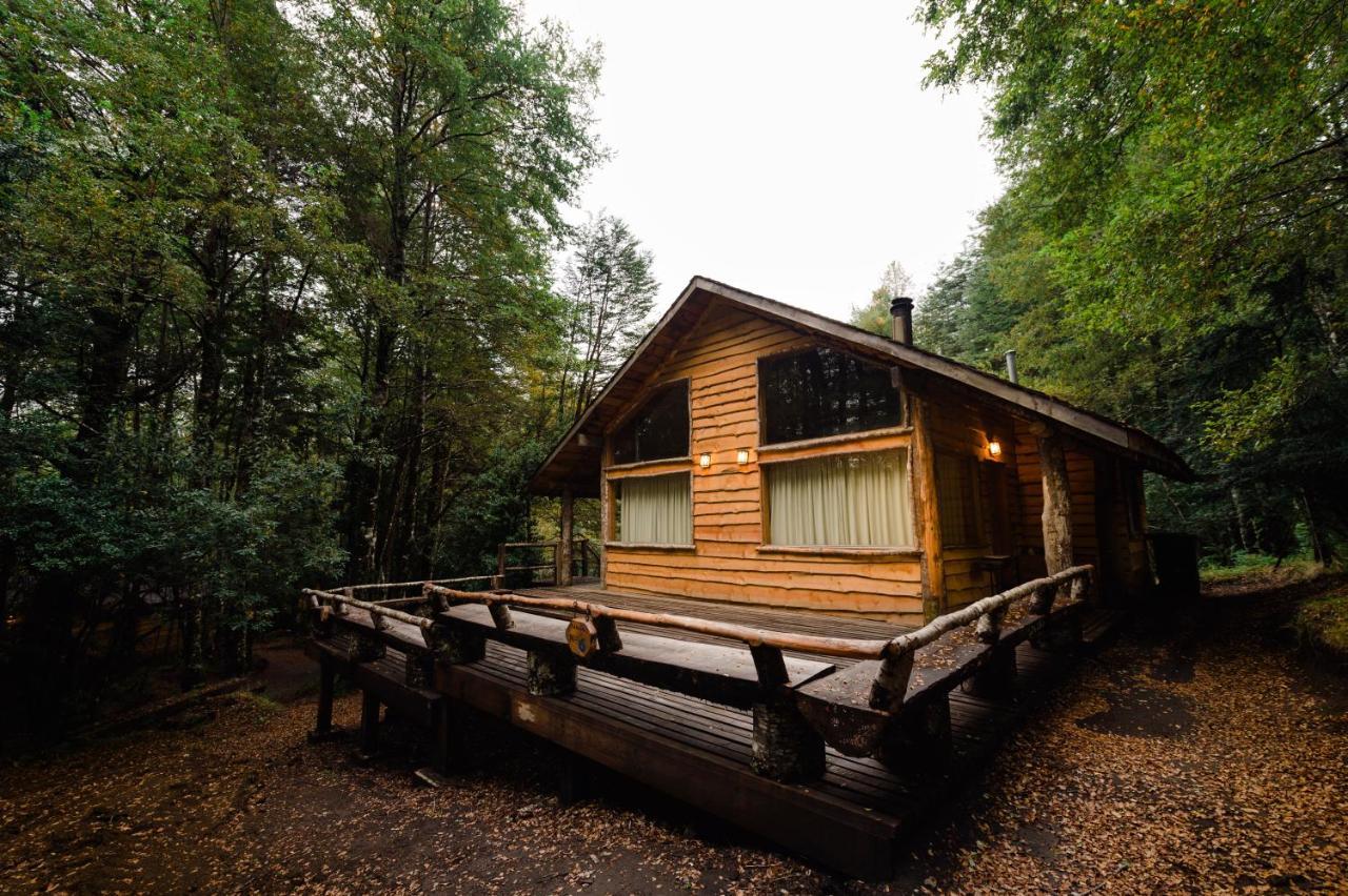 Huilo Huilo Cabanas Del Bosque Puerto Fuy Esterno foto