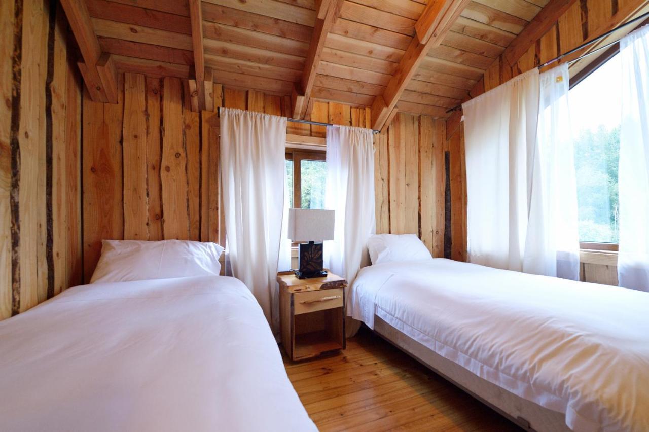 Huilo Huilo Cabanas Del Bosque Puerto Fuy Camera foto
